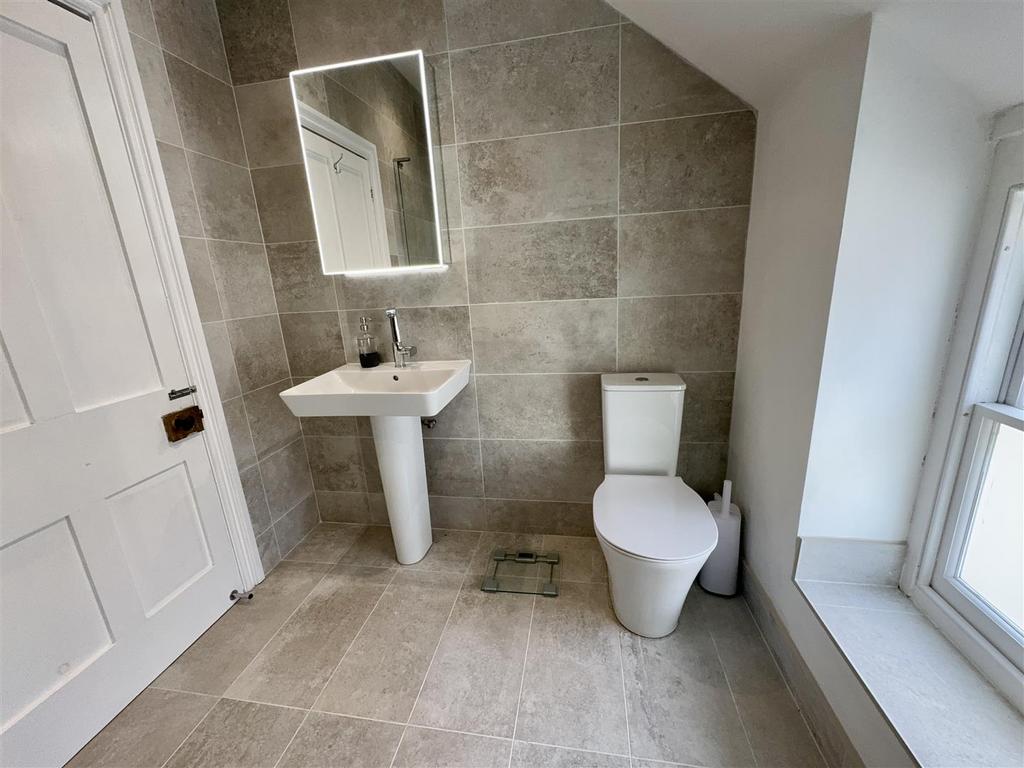 Shower Room/WC