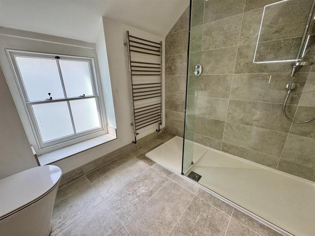 Shower Room/WC