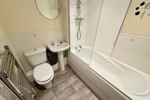 2 bedroom terraced house for sale, Phoenix Drive, Scarborough