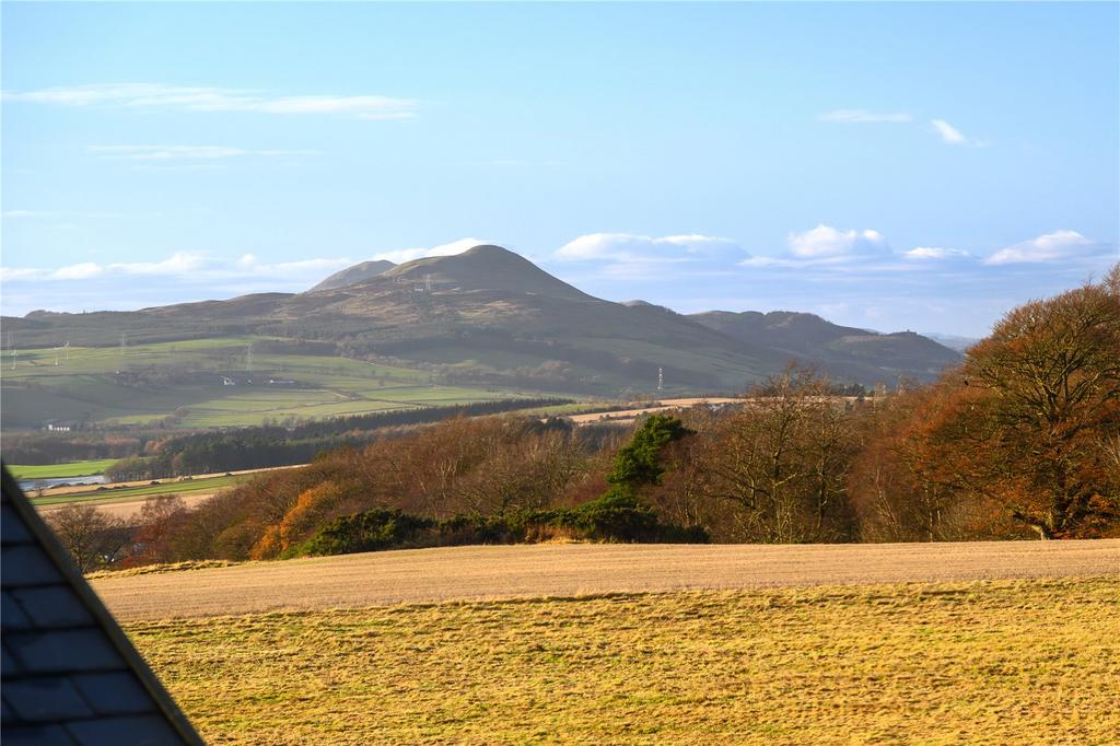Lomond Hills