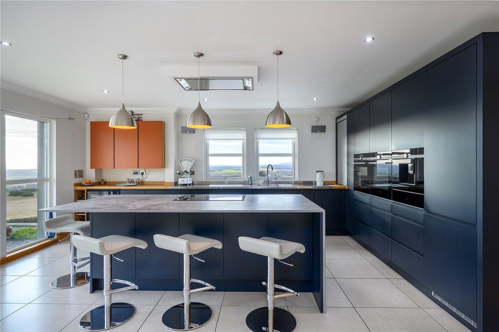 Kitchen /Dining Room
