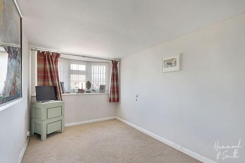 58 Higham View, North Weald, Epping, CM16 6DD