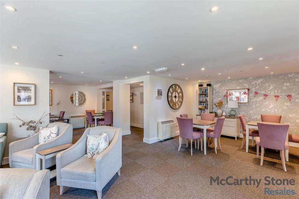 8647156-interior02.jpg