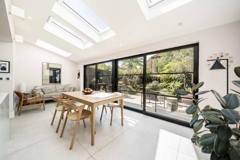 4a Donkey Alley, London, SE22 0NY