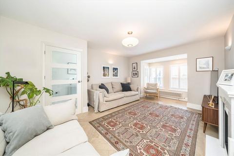 4a Donkey Alley, London, SE22 0NY
