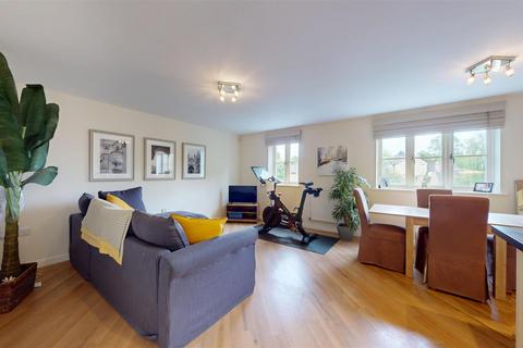 2 bedroom flat for sale, Riverside Place, Stamford, Lincolnshire