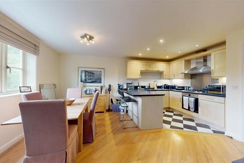 2 bedroom flat for sale, Riverside Place, Stamford, Lincolnshire