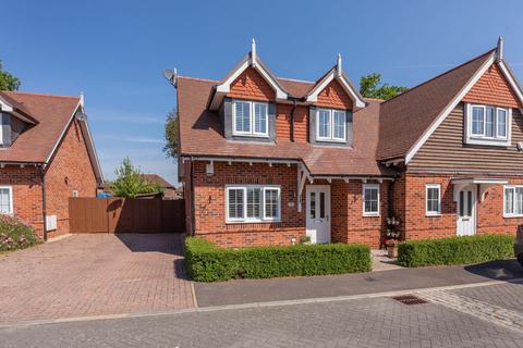 8 Colborne Close, Iver, SL0 0AF