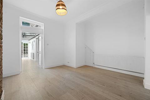 2 bedroom apartment to rent, Wendell Road, London, W12