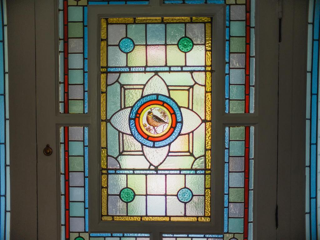 Interior19.jpg