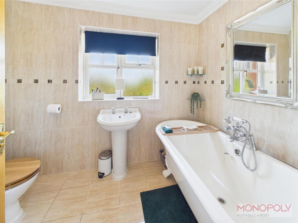 Family bathroom