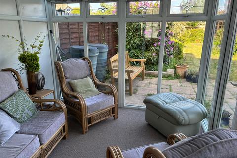 3 bedroom semi-detached house for sale, Clarendon Avenue, Weymouth