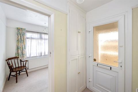 14 Abbots Way, Lancing, BN15 9DH