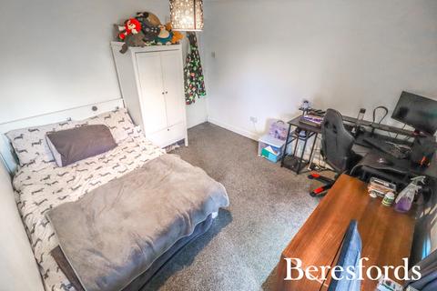 1, Castle Cottages Ockendon Road, Upminster, RM14 3PS