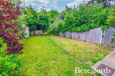 1, Castle Cottages Ockendon Road, Upminster, RM14 3PS