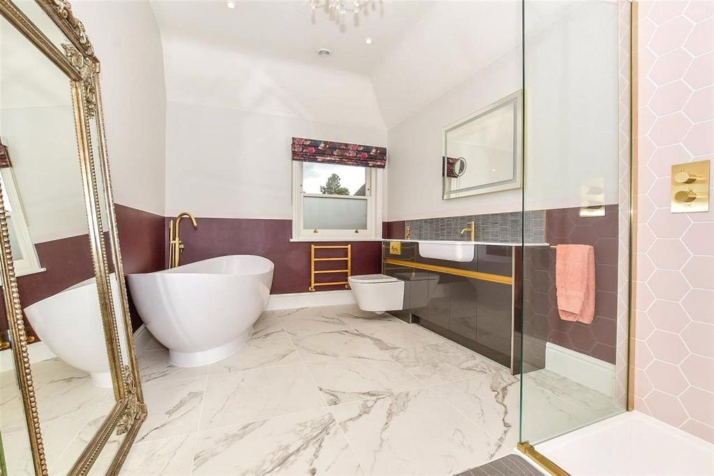 En Suite Shower Room