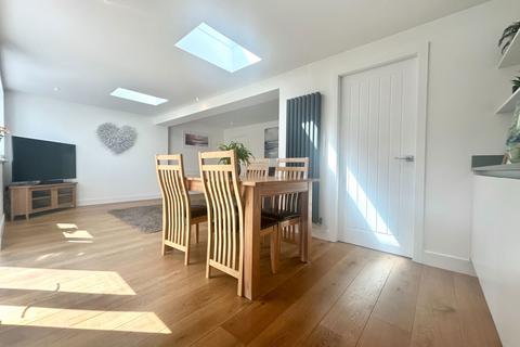 4 Eversley Grove, Sedgley, Dudley, DY3 3RF