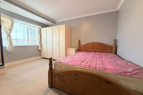 undefined, Rannock Avenue, London, NW9