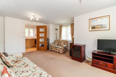 2 bedroom apartment for sale, Bellingdon Road, Chesham, Buckinghamshire, HP5
