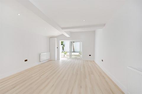 5 bedroom house for sale, Meyrick Road, Willesden, NW10