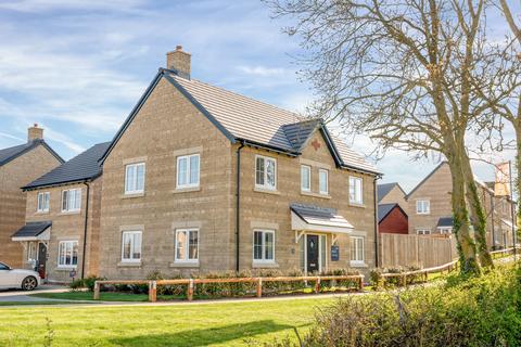 4 bedroom detached house for sale, Viking Street, Oakham