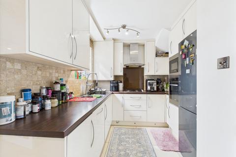 3 bedroom end of terrace house for sale, Bedford Road, Ruislip, HA4