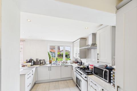 62 Crest Gardens, Ruislip, HA4 9HD