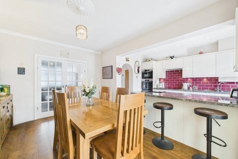 104 Torcross Road, Ruislip, HA4 0TF