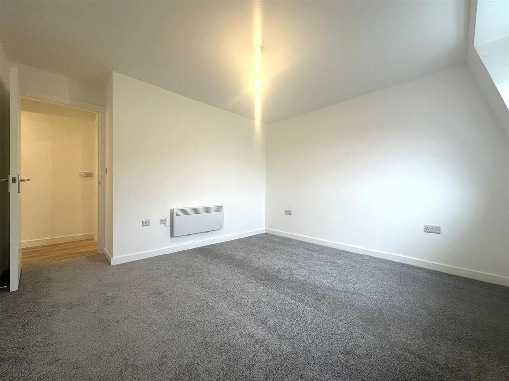 Bedroom 3 II.jpg