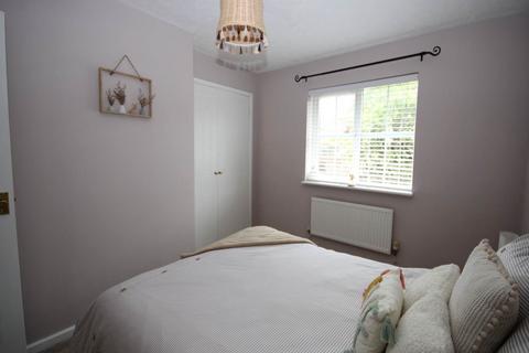 22 Cae Collen, Blackwood, NP12 1FF