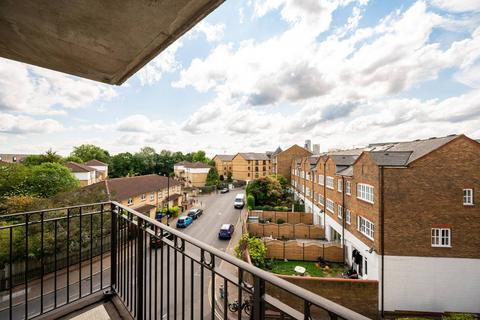2 bedroom flat for sale, Quayside Court, Rotherhithe, London, SE16