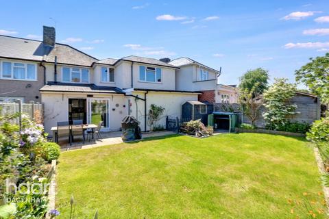 3 bedroom end of terrace house for sale, Rosedale Road, Dagenham