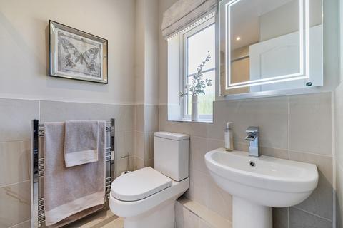 9 Campion Way, Witney, OX28 1EX