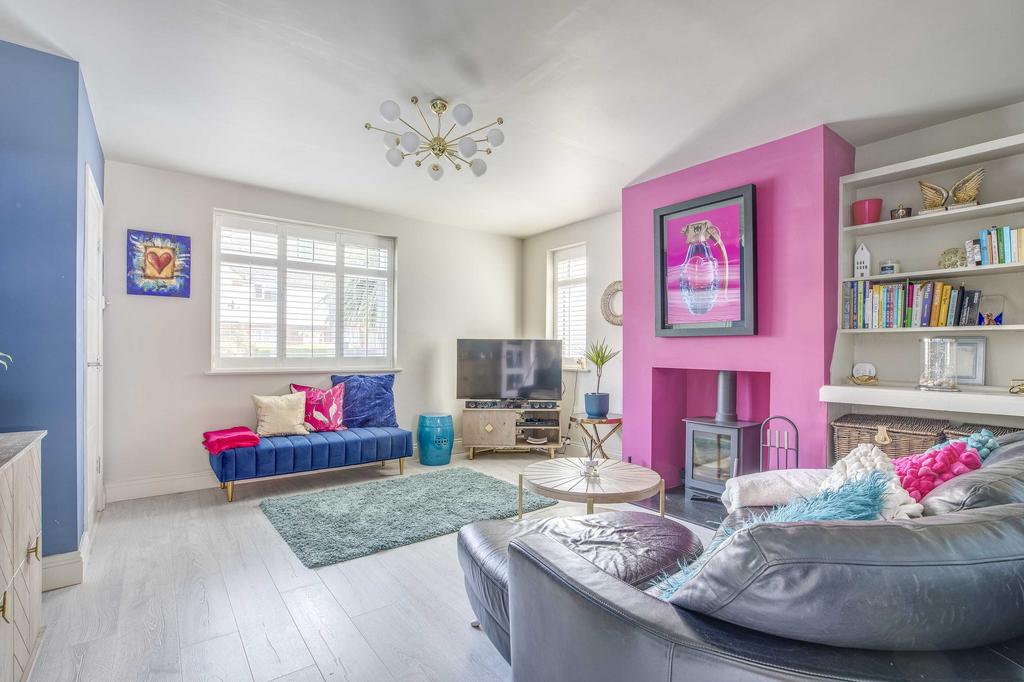 19 Trinity Avenue, SL7 3 AL (LOW RES)-10