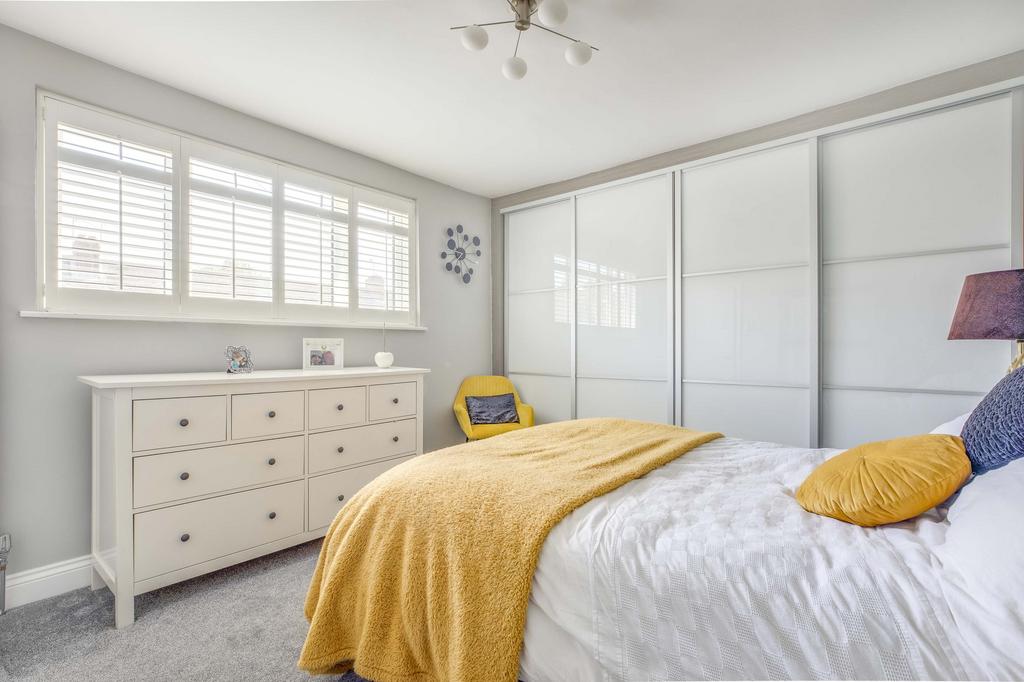 19 Trinity Avenue, SL7 3 AL (LOW RES)-1