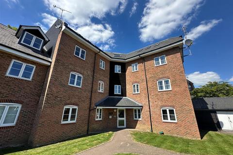 2 bedroom block of apartments for sale, Wharf Way, Kings Langley WD4