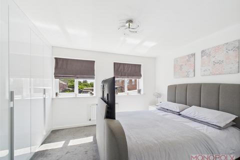 68 Bryn Coch, Wrexham, LL11 3DN