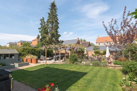 6 bedroom detached house for sale, Lansdowne Road, Bedford, MK40