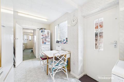 3 bedroom semi-detached house for sale, West Close, London HA9