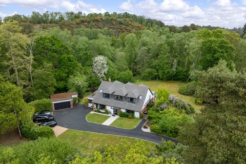 5 bedroom detached house for sale, Pitch Place, Thursley, Godalming, Surrey, GU8