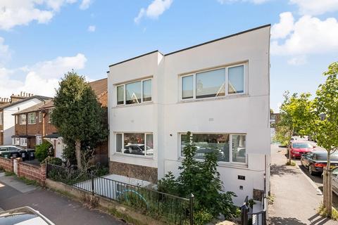 3 bedroom flat for sale, Foxberry Road, Brockley, London, SE4