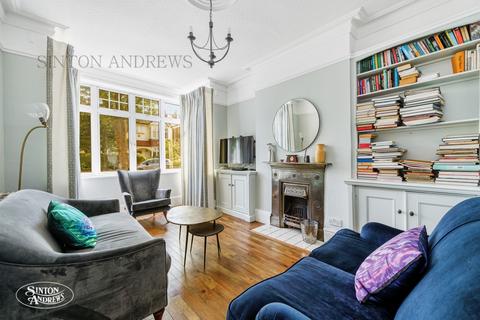 undefined, Queens Gardens, Ealing, W5