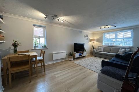 2 bedroom apartment for sale, Babbage Way, Bracknell, Berkshire, RG12