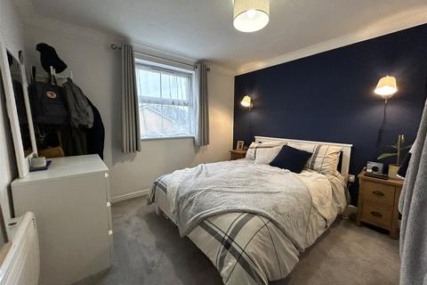2 bedroom apartment for sale, Babbage Way, Bracknell, Berkshire, RG12