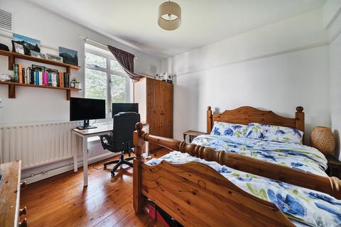 2 bedroom apartment for sale, London Road, London