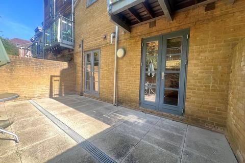 undefined, Kingsmead Road, High Wycombe, HP11