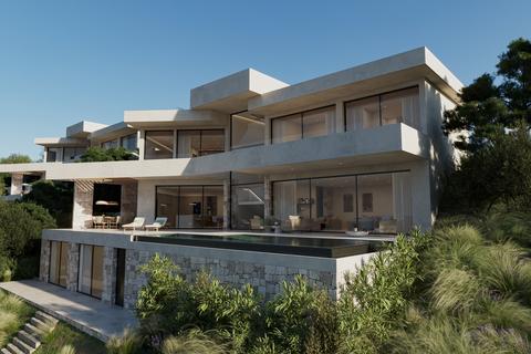 5 bedroom villa, Cabopino Golf Marbella, Spain