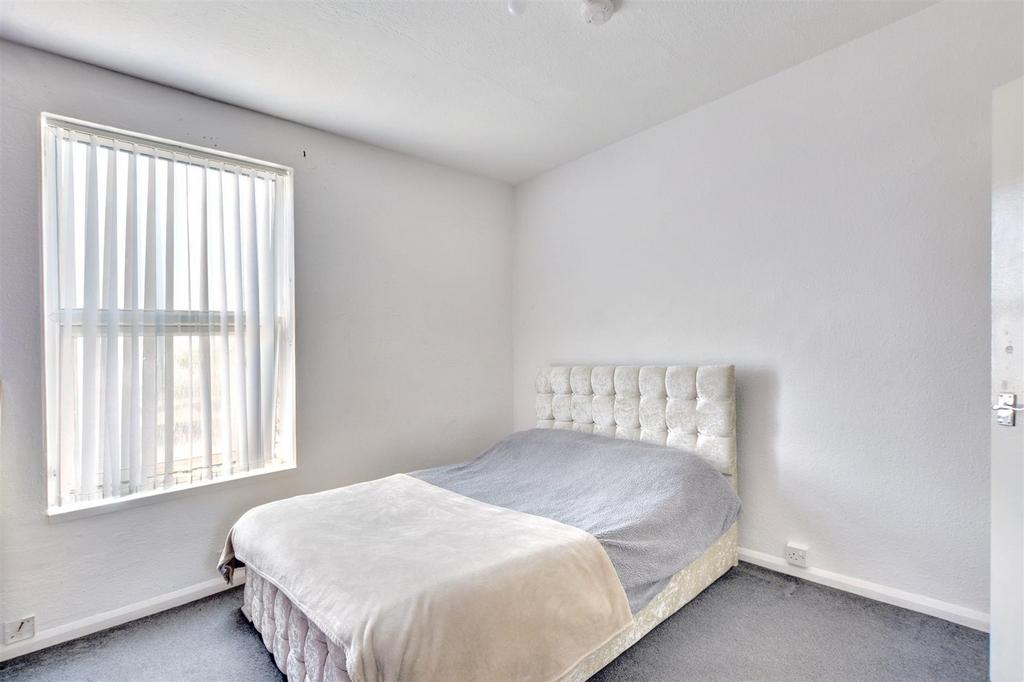Bedroom One 3.jpeg