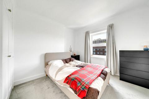 19 Richborne Terrace, London, SW8 1AS
