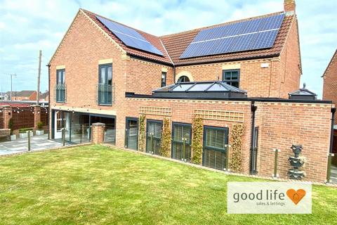 10 Beechbrooke, Ryhope, Sunderland, SR2 0NZ
